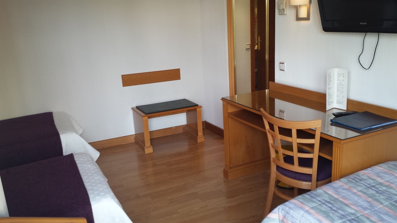 Imagen de la habitación del Hotel Be Mate Trafalgar. Foto 4