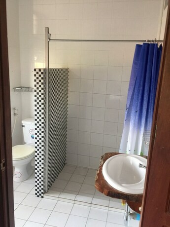 Imagen de la habitación del Hotel Be Na Cam Guesthouse. Foto 10