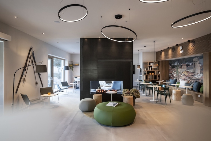 Imagen de los interiores del Hotel Be Place. Foto 19