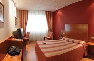 Imagen de la habitación del Hotel Be Smart Pamplona. Foto 4