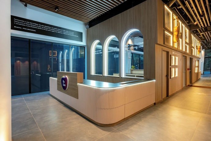Imagen de los interiores del Hotel Be live. Foto 4