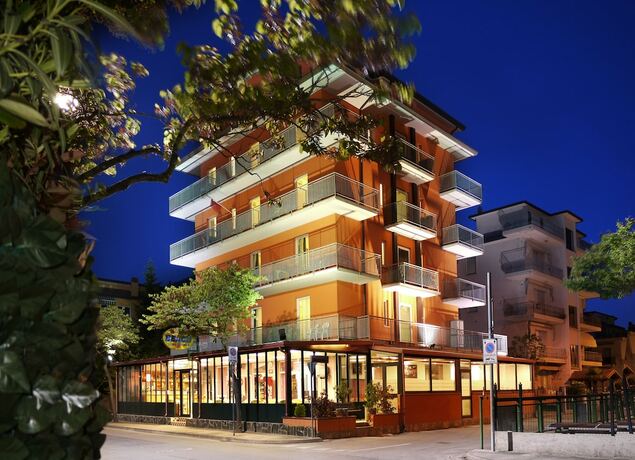 Imagen general del Hotel Beach 2. Foto 1