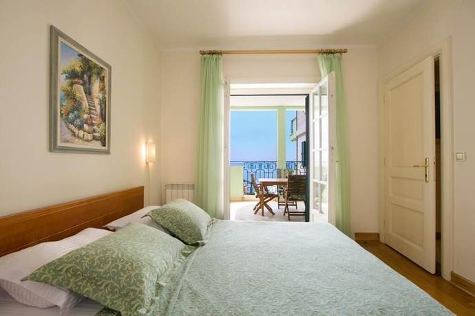 Imagen de la habitación del Hotel Beach Apartments Montesan. Foto 4
