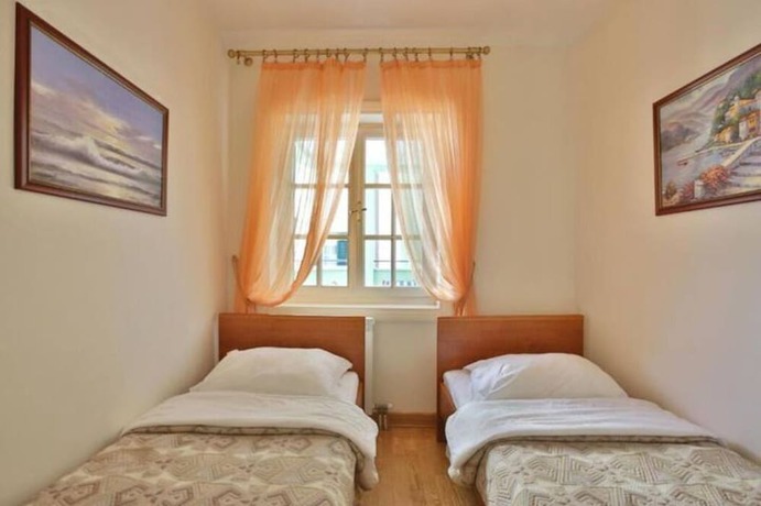 Imagen de la habitación del Hotel Beach Apartments Montesan. Foto 9