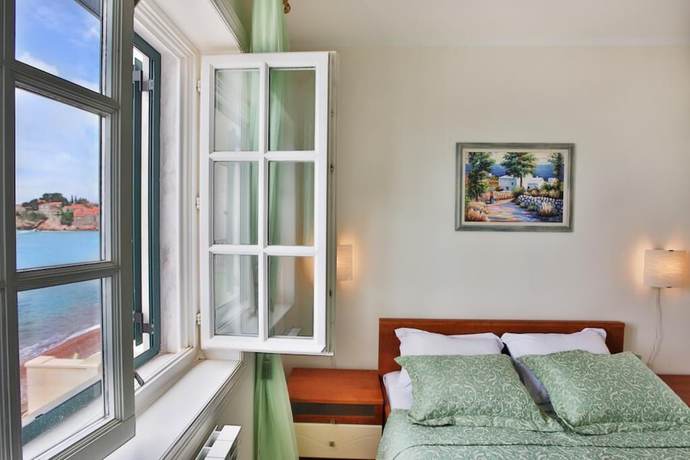 Imagen de la habitación del Hotel Beach Apartments Montesan. Foto 13