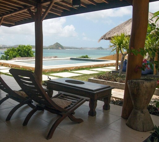 Imagen de los interiores del Hotel Beach Balcony Ocean View Villa. Foto 12