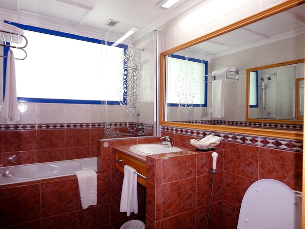 Imagen de la habitación del Hotel Beach Bay. Foto 7