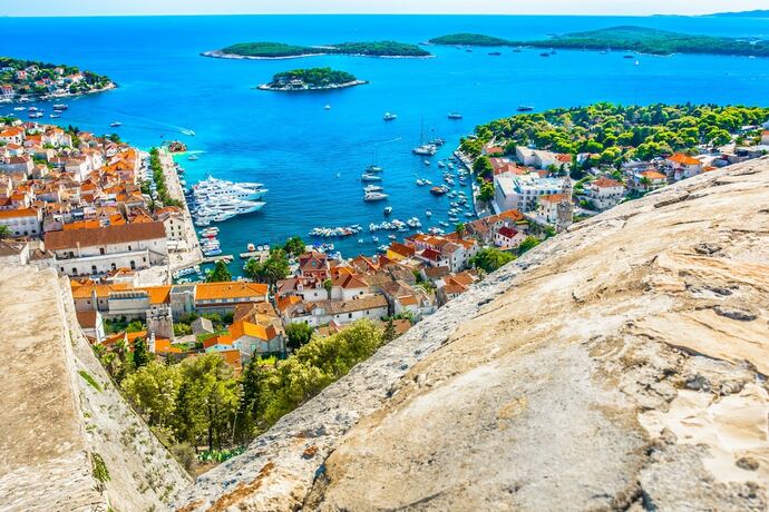 Imagen general del Hotel Beach Bay Hvar. Foto 5