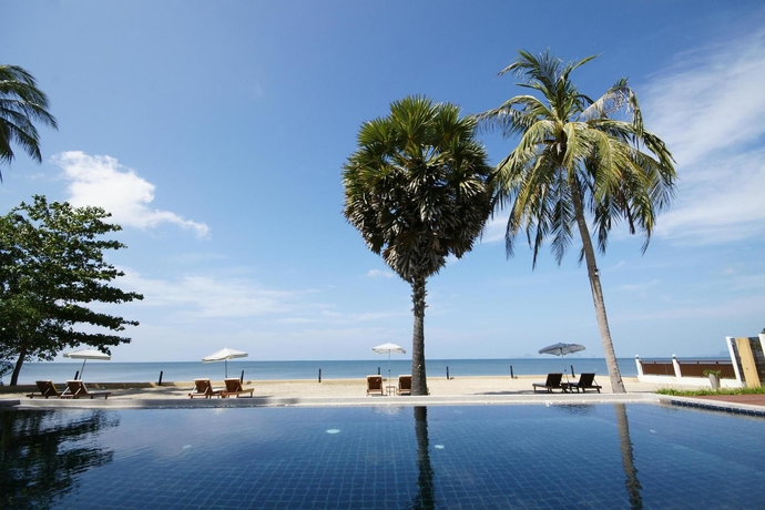 Imagen de los exteriores del Hotel Beach Boutique Resort. Foto 8
