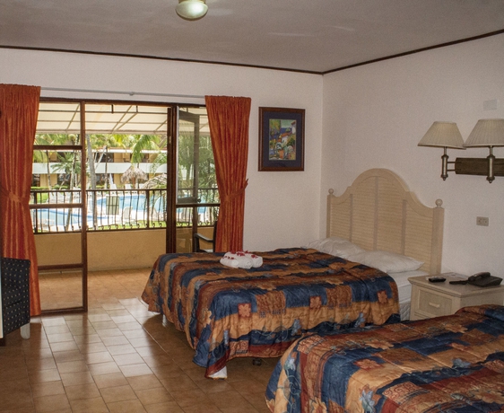 Imagen de la habitación del Hotel Beach Break Resort. Foto 6