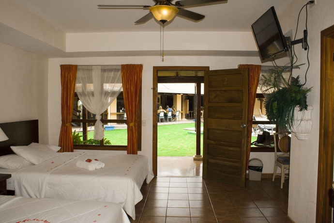 Imagen de la habitación del Hotel Beach Break Resort. Foto 8