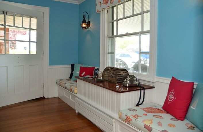 Imagen general del Hotel Beach Breeze Inn. Foto 2