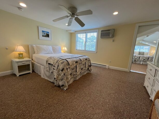 Imagen de la habitación del Hotel Beach Breeze Inn. Foto 12