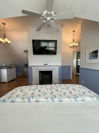 Imagen general del Hotel Beach Breeze Inn. Foto 7