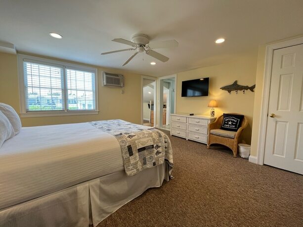 Imagen de la habitación del Hotel Beach Breeze Inn. Foto 15