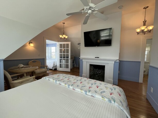 Imagen general del Hotel Beach Breeze Inn. Foto 10