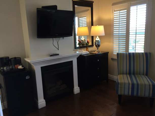 Imagen de la habitación del Hotel Beach Bungalow Inn and Suites. Foto 14