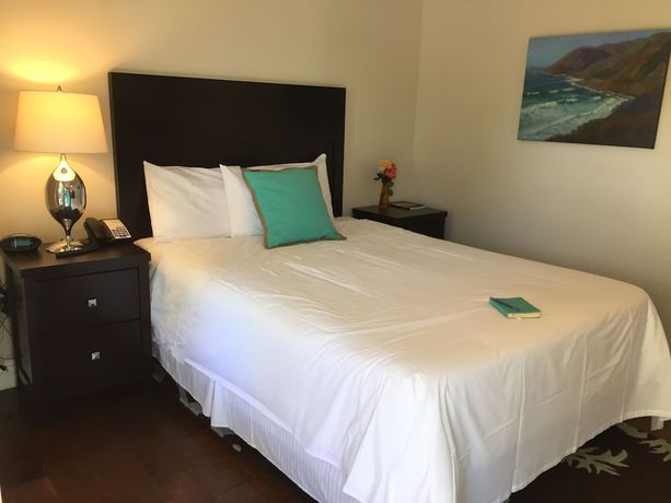Imagen de la habitación del Hotel Beach Bungalow Inn and Suites. Foto 15