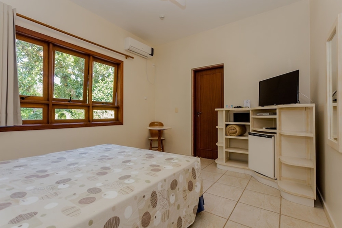 Imagen de la habitación del Hotel Beach Cambury. Foto 5