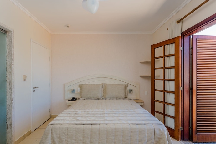 Imagen de la habitación del Hotel Beach Cambury. Foto 7