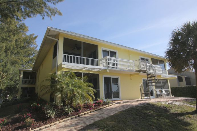 Imagen de los exteriores del Hotel Beach Castle Resort By Rva. Foto 8