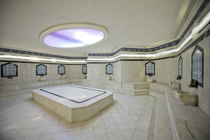 Imagen de los interiores del Hotel Beach Club Doğanay. Foto 11