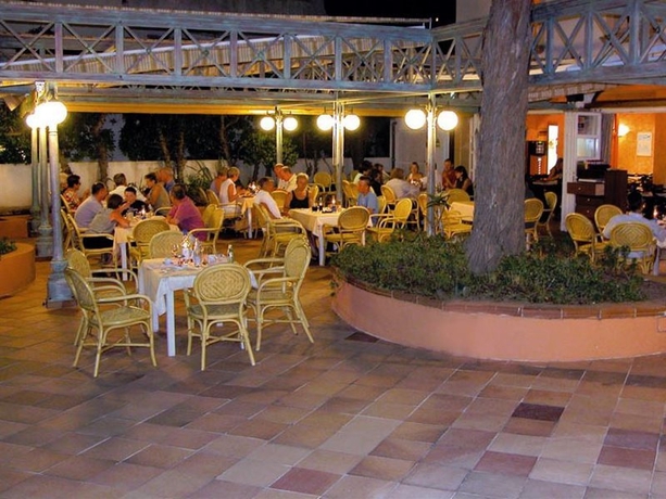 Imagen general del Hotel Beach Club Font de Sa Cala. Foto 9