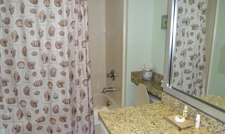 Imagen general del Hotel Beach Colony Resort. Foto 6