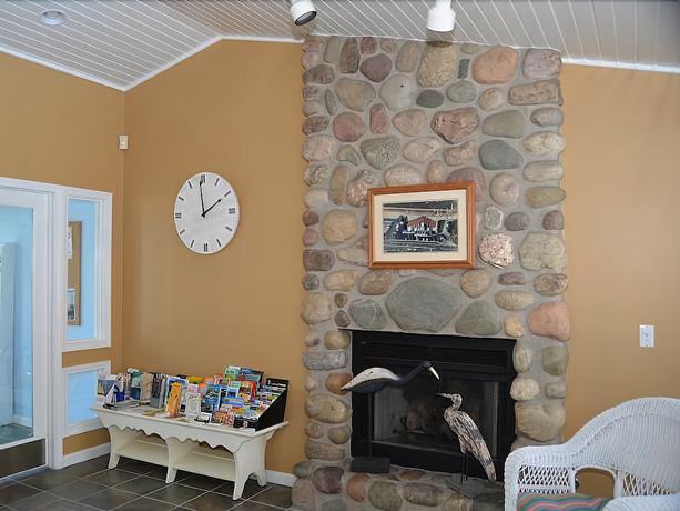 Imagen de los interiores del Hotel Beach Condominium. Foto 20