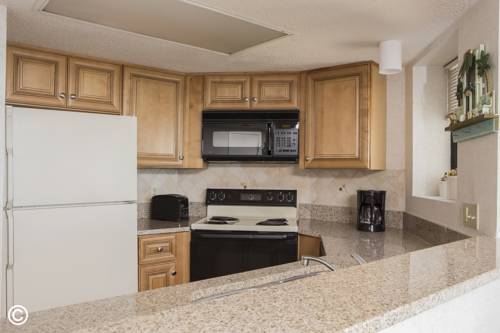 Imagen de la habitación del Hotel Beach Cove Resort. Foto 5