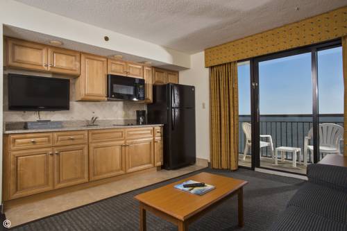 Imagen de la habitación del Hotel Beach Cove Resort. Foto 12