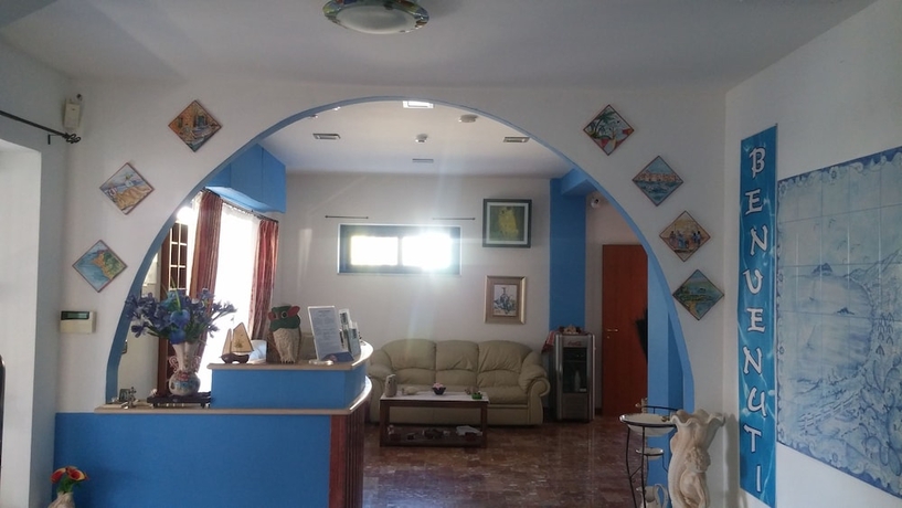 Imagen de los interiores del Hotel Beach, Diamante. Foto 18