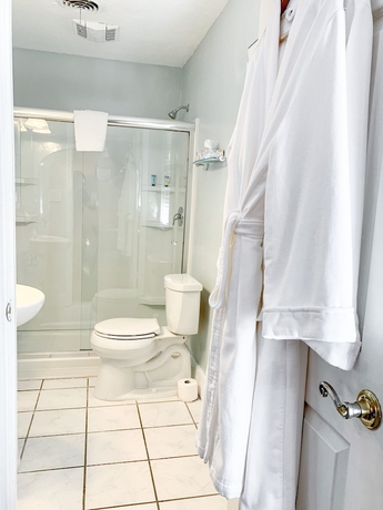 Imagen de la habitación del Hotel Beach Drive Inn. Foto 11