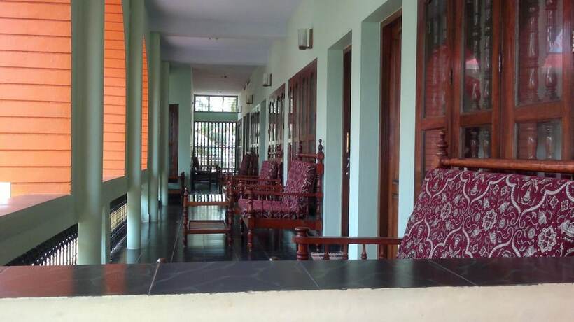 Imagen general del Hotel Beach Florra Inn. Foto 2