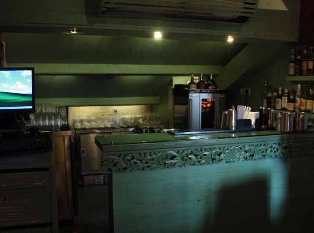 Imagen del bar/restaurante del Hotel Beach Garden, Mumbai. Foto 2