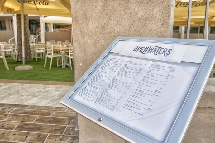 Imagen del bar/restaurante del Hotel Beach Garden, St. Julians. Foto 5