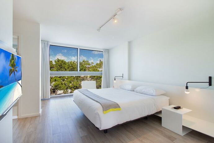 Imagen de la habitación del Hotel Beach Haus Key Biscayne. Foto 12