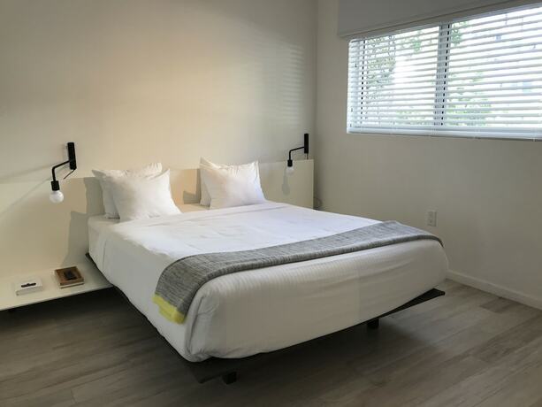 Imagen de la habitación del Hotel Beach Haus Key Biscayne. Foto 17