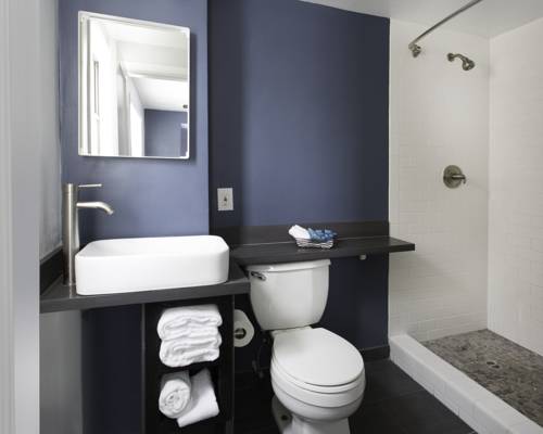 Imagen de la habitación del Hotel Beach Haven - Near Pacific Beach Park. Foto 2