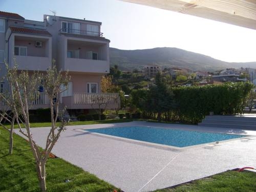 Imagen general del Hotel Beach Hotel Bozikovina. Foto 5