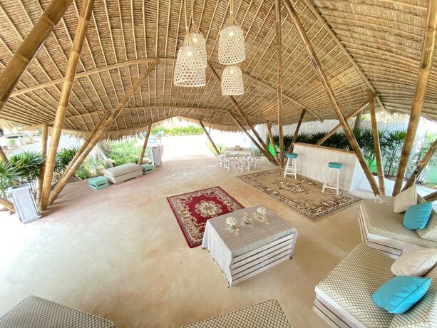 Imagen general del Hotel Beach House Camp. Foto 3