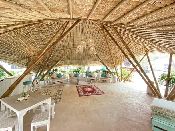 Imagen general del Hotel Beach House Camp. Foto 8