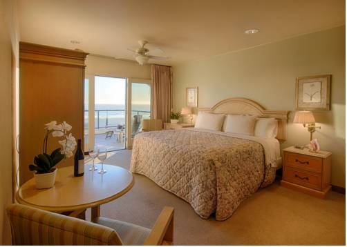 Imagen de la habitación del Hotel Beach House Inn and Suites. Foto 15