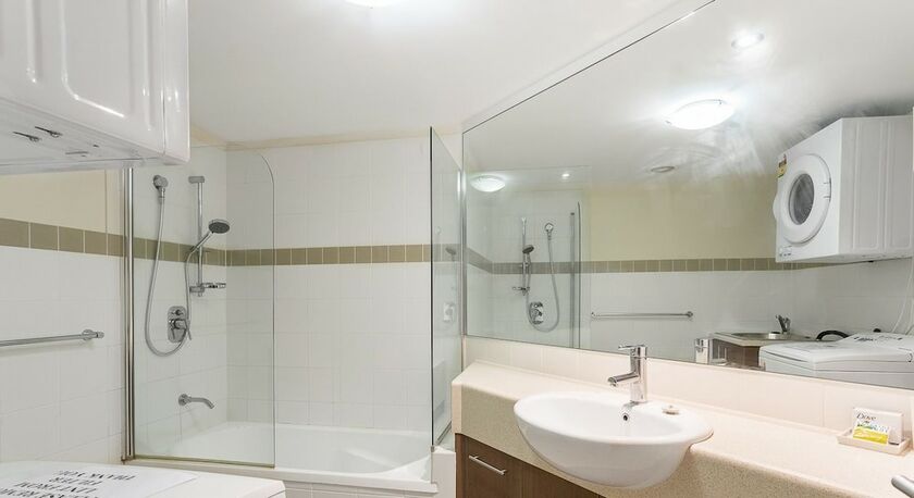 Imagen general del Hotel Beach House On Suttons. Foto 7