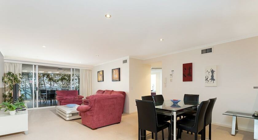 Imagen general del Hotel Beach House On Suttons. Foto 16