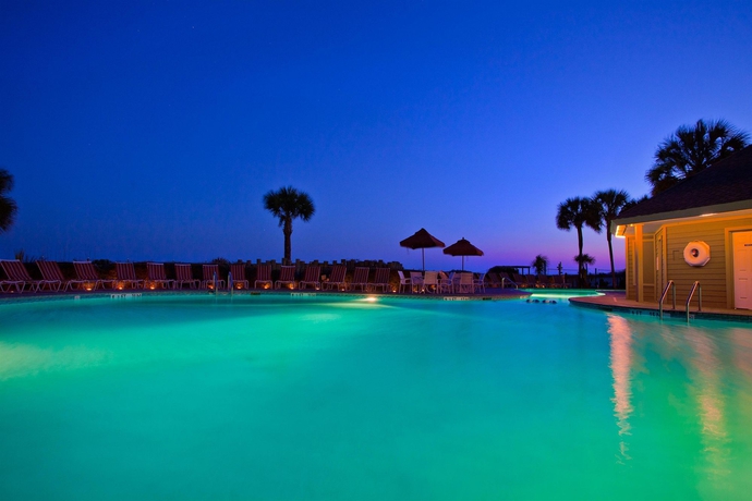 Imagen de la piscina del Hotel Beach House Resort Hilton Head. Foto 16