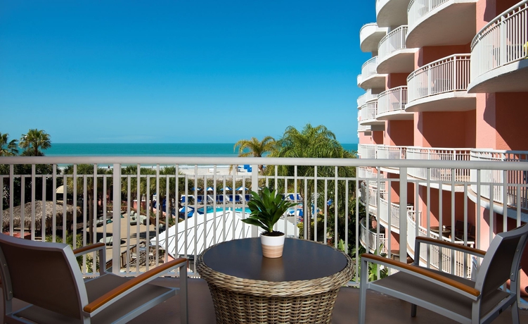 Imagen de la habitación del Hotel Beach House Suites By The Don Cesar. Foto 3
