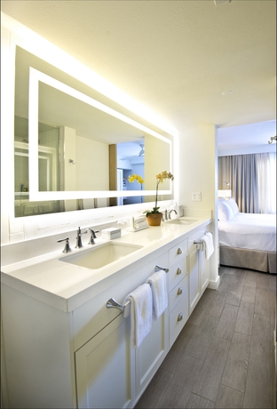 Imagen de la habitación del Hotel Beach House Suites By The Don Cesar. Foto 5