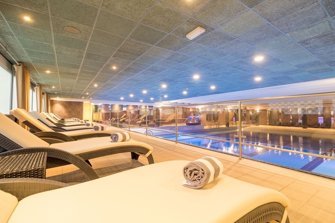 Imagen de la piscina del Hotel Beach Noordwijk. Foto 17