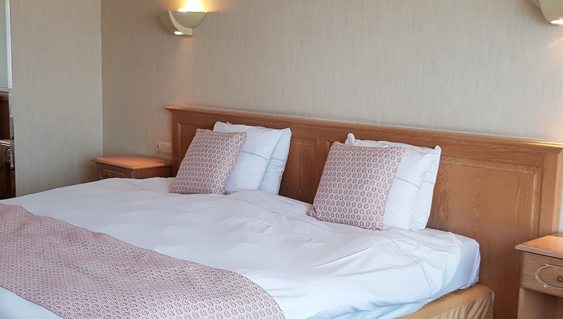 Imagen de la habitación del Hotel Beach Palace. Foto 3